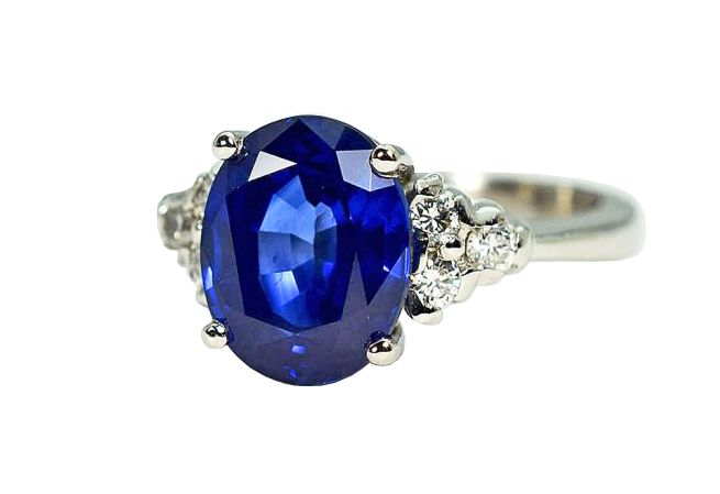 vintage blue sapphire and diamond engagement ring