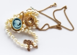 A Guide to Georgian Jewelry