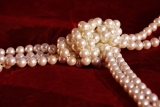 15 Stylish Pearl Necklace Designs to Wow You
